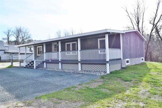 45 Brown St, Whitefield, NH 03598