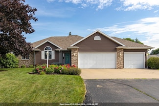 W3042 Just About Ln, Appleton, WI 54915