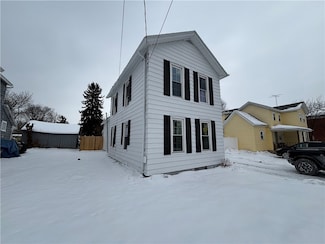 38 Lansing St, Auburn, NY 13021