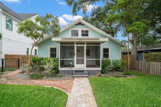 535 31st Ave N, Saint Petersburg, FL 33704
