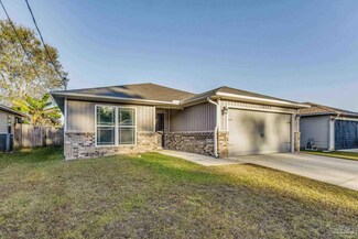 10552 Senegal Dr, Pensacola, FL 32534