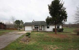 261 Jay Ave, Elkins, AR 72727