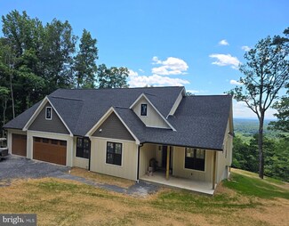 333 Adelaide Cir, Harpers Ferry, WV 25425