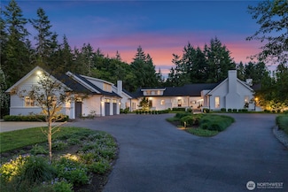 303 39th Ave NE, Olympia, WA 98506