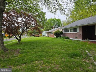 2861 Garfield Ln, Feasterville Trevose, PA 19053