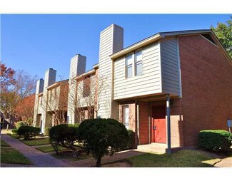1904 Dartmouth St Unit O-4, College Station, TX 77840