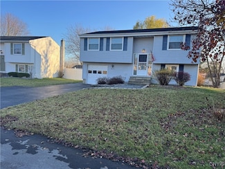 8223 Lucchesi Dr, Clay, NY 13041