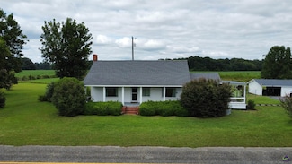 205 Smith Sapp Rd, Cochran, GA 31014