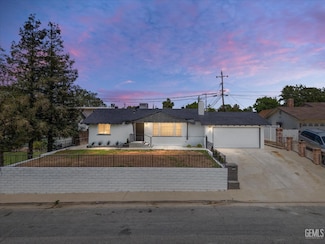 2518 Blade Ave, Bakersfield, CA 93306