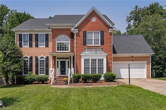3405 Peninsula Dr, Jamestown, NC 27282