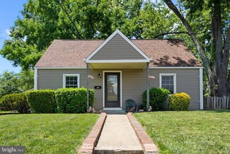 6012 Bangor Dr, Alexandria, VA 22303