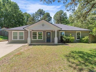 200 Meridian St, Gladewater, TX 75647