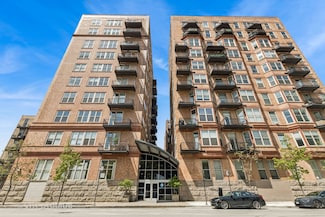 500 S Clinton St Unit 710, Chicago, IL 60607