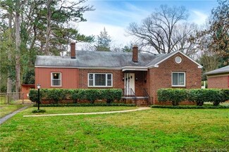 2344 Arnold Dr, Charlotte, NC 28205