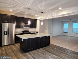299 Buckeye Cir, La Plata, MD 20646