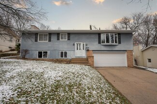 4127 3rd St NW, Rochester, MN 55901