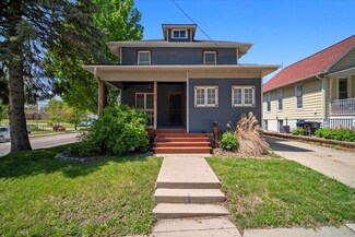 515 S Clayton St, Bloomington, IL 61701