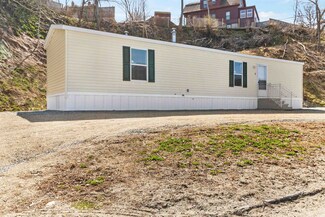 56 S Court St Unit 2, Haverhill, NH 03785