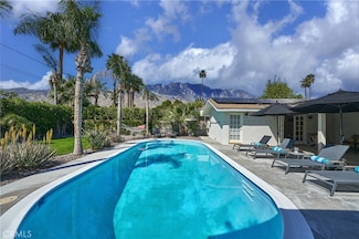 1675 E San Jacinto Way, Palm Springs, CA 92262