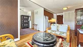 1655 Makaloa St Unit 705, Honolulu, HI 96814