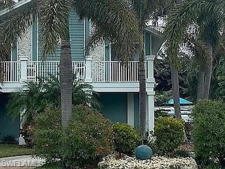 1105 Sandpiper St, Naples, FL 34102