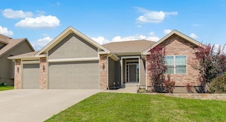 18406 Rock Ridge N, Smithville, MO 64089