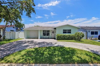 5409 Madison St, Hollywood, FL 33021