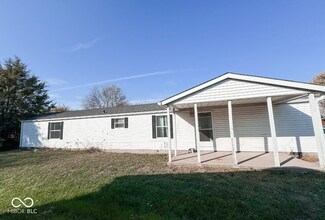 86 Fountain Lake Dr, Greenfield, IN 46140