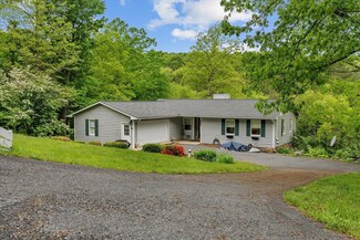 592 Stover Shop Rd, Churchville, VA 24421