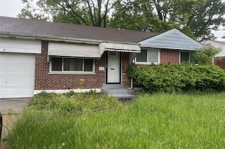 9264 Bellefontaine Rd, Saint Louis, MO 63137