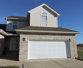 1295 Farmstone Dr, Coal City, IL 60416