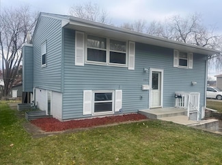 1145 Case Ave, Saint Paul, MN 55106