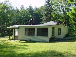 4009 Woodard Rd, Delevan, NY 14042