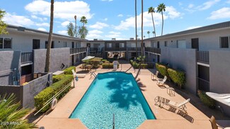 3230 E Pinchot Ave Unit 26, Phoenix, AZ 85018
