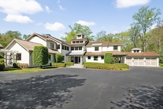 1580 Ponus Ridge, New Canaan, CT 06840