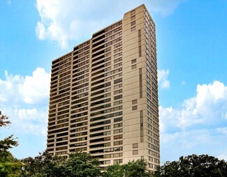14 Greenway Plaza Unit 23N, Houston, TX 77046