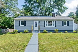 85 Quartus St, Chicopee, MA 01013