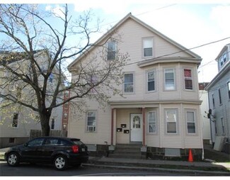 58 Perkins St, Salem, MA 01970