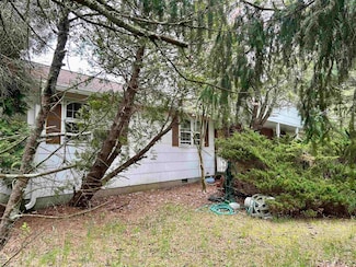 733 W Duerer St, Egg Harbor City, NJ 08215