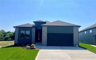 4825 NW Martin Dr, Kansas City, MO 64151