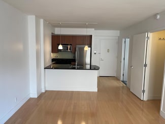 242 E 25th St Unit 6, New York, NY 10010