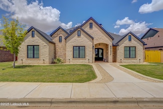 608 N 11th St, Wolfforth, TX 79382