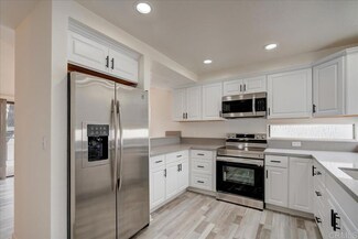 1935 Sunset Dr Unit 45, Escondido, CA 92025