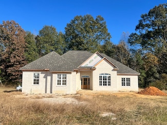 170 Belle Meade Dr, Saltillo, MS 38866