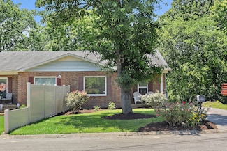 684 Dutchmans Dr, Hermitage, TN 37076