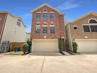 3701 Main Plaza Dr, Houston, TX 77025
