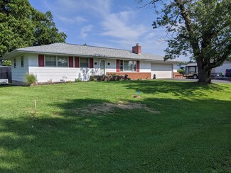 10738 Sharon Dr, Aurora, IN 47001