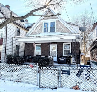 2231 Cudaback Ave, Niagara Falls, NY 14303