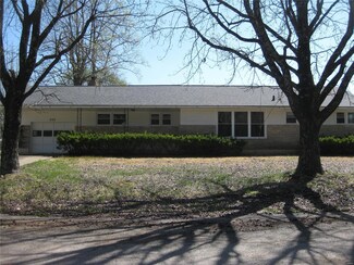 422 Forest Ln, Saint James, MO 65559