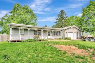 5S558 Tuthill Rd, Naperville, IL 60563